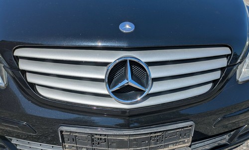 Kühlergrill mercedes benz 245 - mercedes-benz,